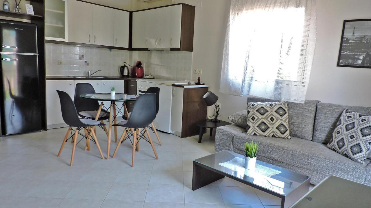 Markelia Apartments Lefkada Esterno foto