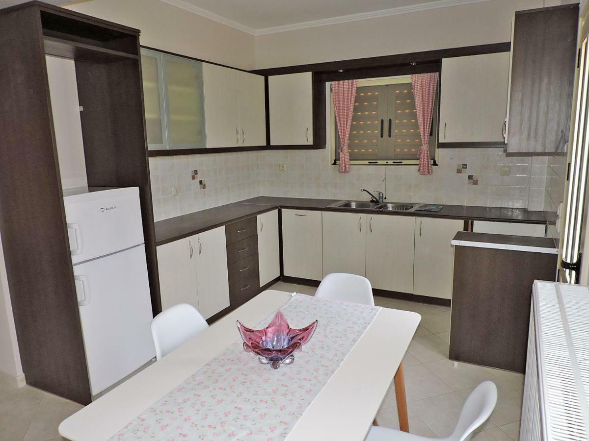 Markelia Apartments Lefkada Esterno foto